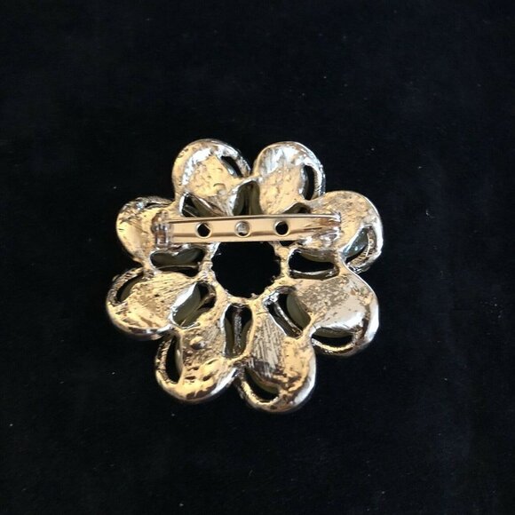 Vintage Style Brooch Antiqued Gold Tone Round Opal Simulated Champagne - Picture 7 of 10